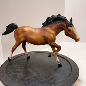 VTG 70's Breyer Model #129 Running‎ Bay Stallion White Blaze Socks Trotting USA